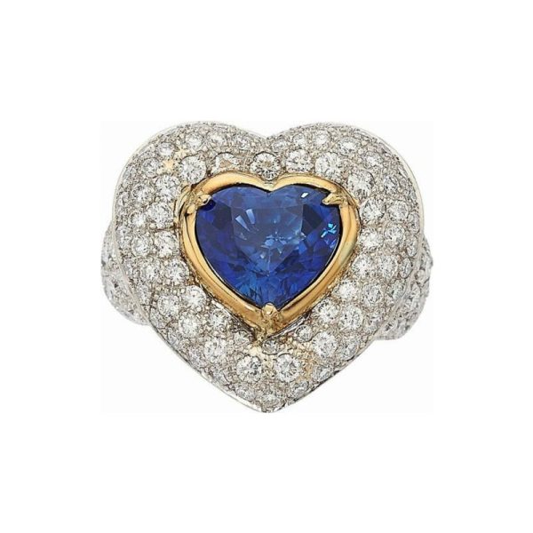 BLUE SAPPHIRE HEART RING WITH DIAMONDS
