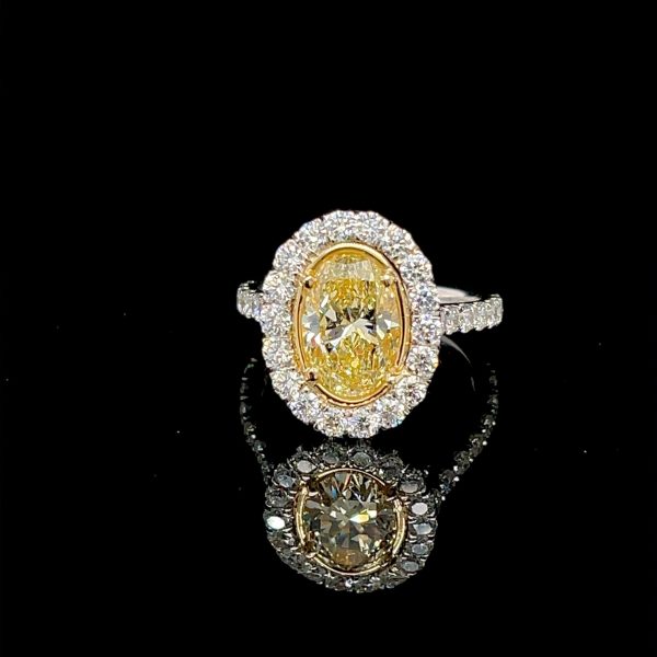 Oval Yellow Diamond Ring 2.52 carats GIA