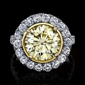 Engagement Ring Yellow Diamond Round Brilliant Cut 5.32, Small Diamond 2.70carats .Set in  Plat/18K Natural GIA