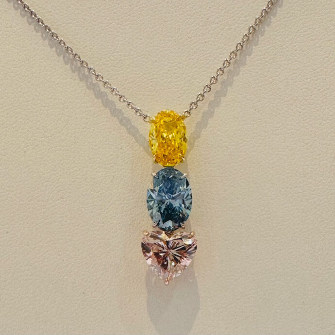Diamond Necklace. Fancy Vivid Pink ,Blue, and Yellow. 8.79 carats Lab Grown IGI