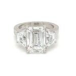 Emerald Cut Diamond 5.09 Carats E VVS2 Set with 2 Trapezoids 2.11 cts Lab Grown