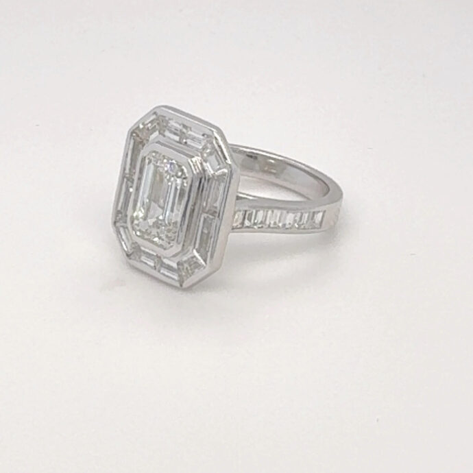 Diamond Emerald Cut and Baguette Ring. Total 4.31 cts. E VS1 Lab Grown IGI Cert