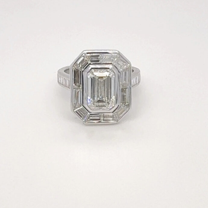 Diamond Emerald Cut and Baguette Ring. Total 4.31 cts. E VS1 Lab Grown IGI Cert