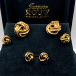 18K Gold Formal Wear Knot Cufflinks and Studs Set, Classic Design. 31.20 grams.