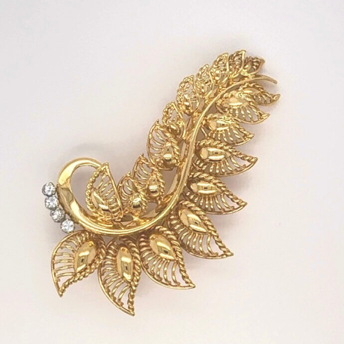 22K Gold Vintage Brooch with Diamond accent. 17.30 Grams.