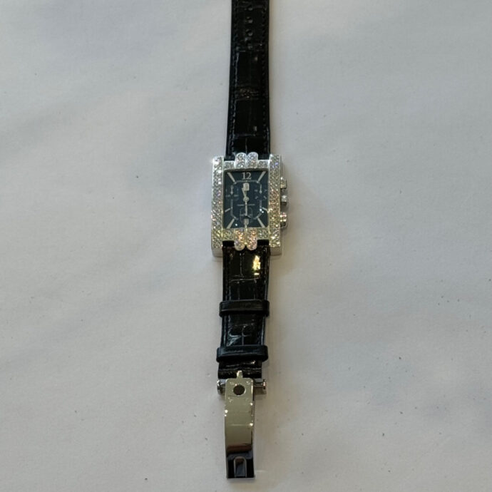 Harry Winston Avenue Diamond Watch 18K White Gold. Large Blue Face Original Box