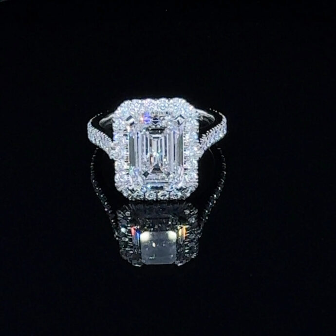 Diamond Emerald Cut 4.11 Carats. E VS1. Lab Grown Diamond. IGI Cert. Platinum