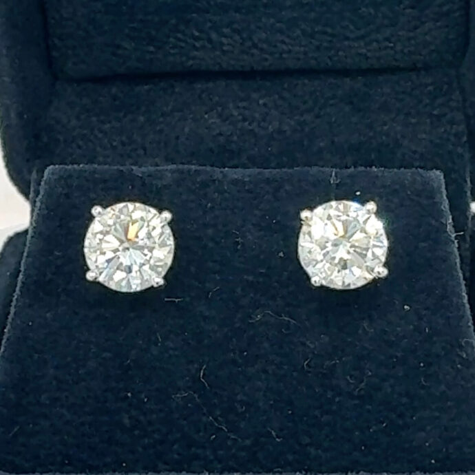 Diamond Stud Earrings 3.07 carats GIA Certified. Natural Diamonds. 14KWG